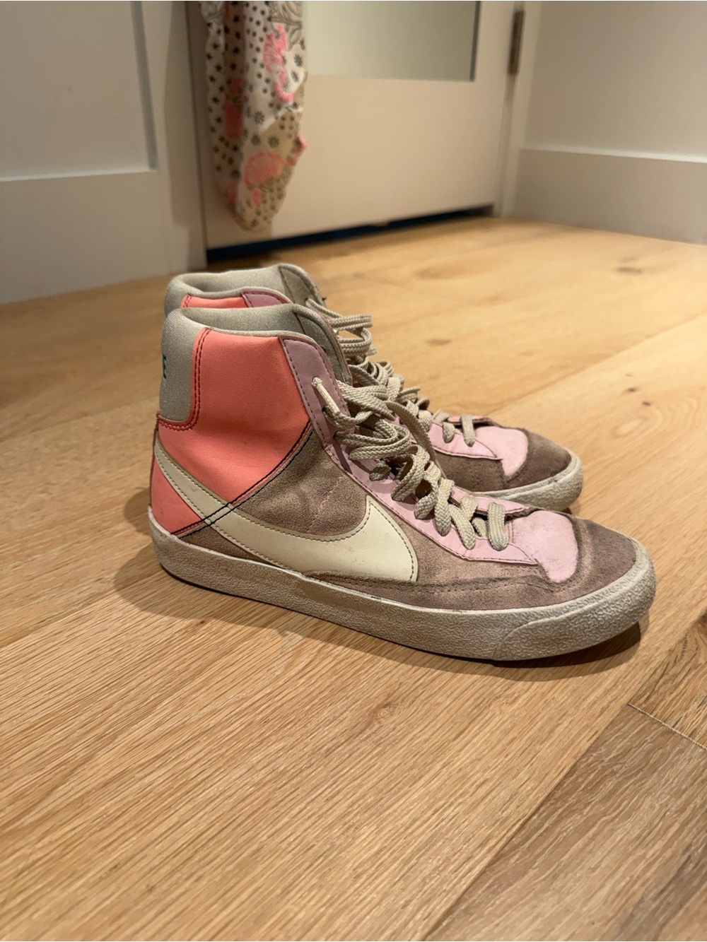 Nike Blazers High-Top Girls Sneakers Pink